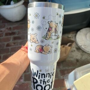Winnie the Pooh tumbler 40 oz
